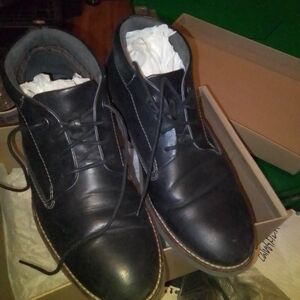 Clarks Black Leather Oxfords